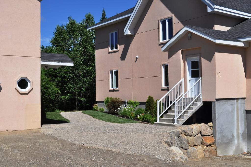 La Taniere De L'Ours Saint-Donat-de-Montcalm Quarto foto