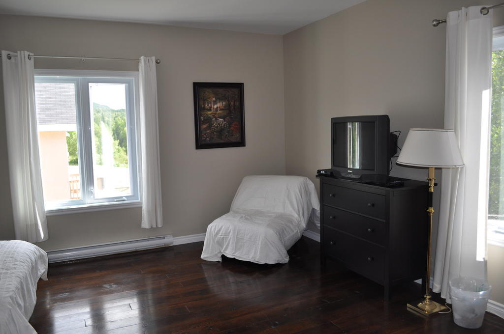 La Taniere De L'Ours Saint-Donat-de-Montcalm Quarto foto
